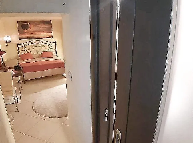 Olimpia House - Station * Bari