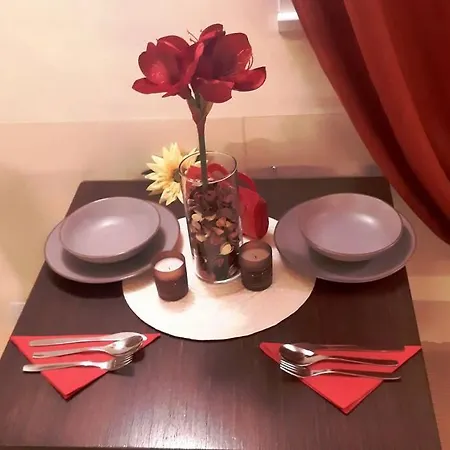 Olimpia House - Station Apartment Bari