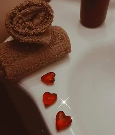 Olimpia House - Station Апартаменти