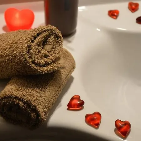 Olimpia House - Station Apartment